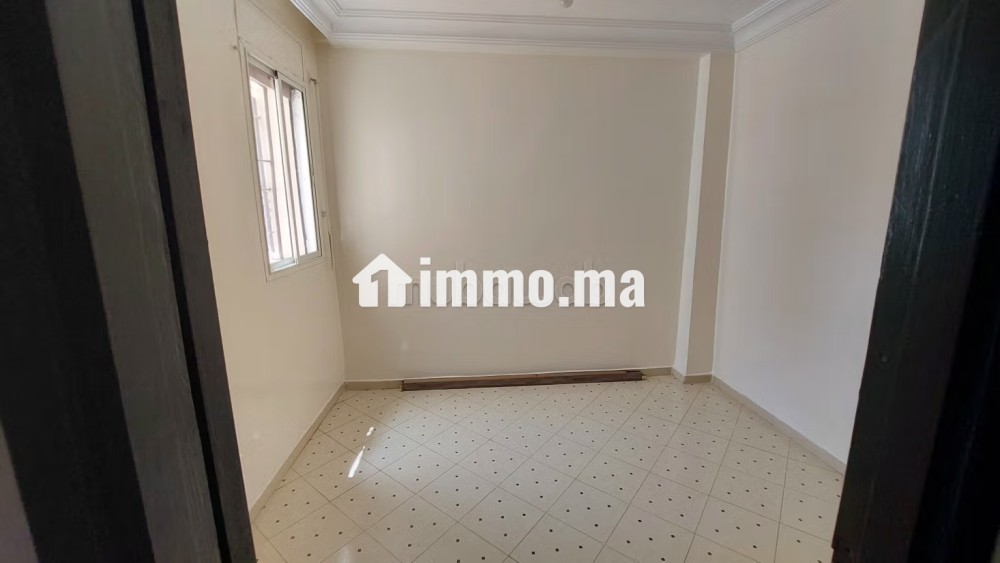 Très bel appartement en location meublé ou vide a Ain sebaa pour les étudiants - Location Immobilier - Casablanca - photo 3