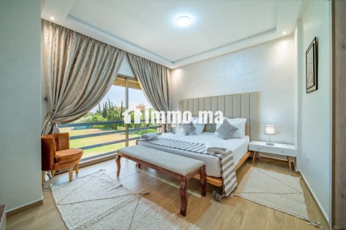 vente-luxueuse-villa-front-golf-big-18