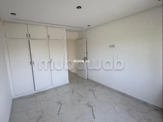 Maison de luxe à louer à Souissi. 5 chambres. Air conditionné et cheminée - Villa à louer - Rabat