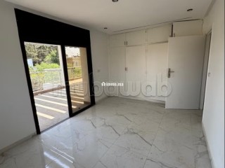 Maison de luxe à louer à Souissi. 5 chambres. Air conditionné et cheminée - Villa à louer - Rabat