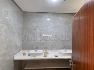 Maison de luxe à louer à Souissi. 5 chambres. Air conditionné et cheminée - Villa à louer - Rabat