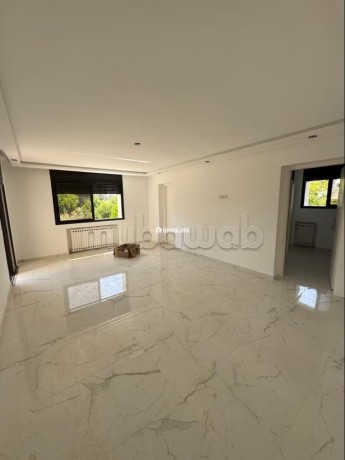 maison-de-luxe-a-louer-a-souissi-5-chambres-air-conditionne-et-cheminee-big-10