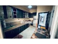 location-saisonniere-a-hay-al-farah-3-grandes-pieces-salon-traditionnel-antenne-parabolique-generale-small-5