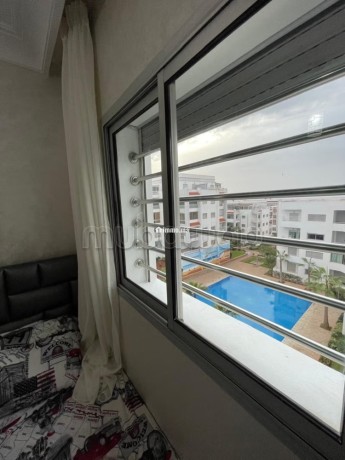 joli-appart-meuble-pour-les-vacances-avec-piscine-big-8