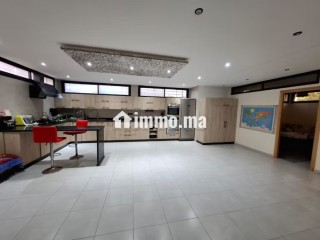 Triplex à vendre à HARHOURA - Appartement à vendre - Autre