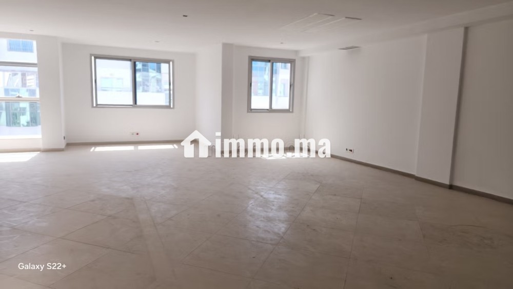 À LOUER Plateau de Bureau à gauthier immeuble prof - Location Immobilier - Casablanca - photo 1