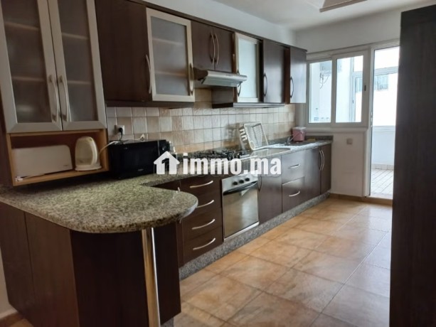 tres-belle-appartement-meublee-a-la-location-au-triangle-d-or-big-9
