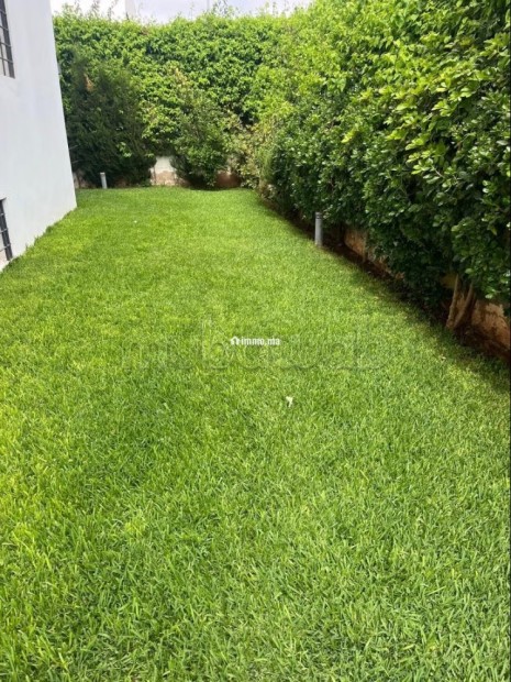 A 5 minutes de la mer, villa d angle à louer à Dar Bouazza. 4 belles chambres. Belle terrasse et jardin - Location Immobilier - Dar Bouazza - photo 8