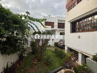 Joli villa a vendredi à nakhil Hay Riad - Villa à vendre - Rabat