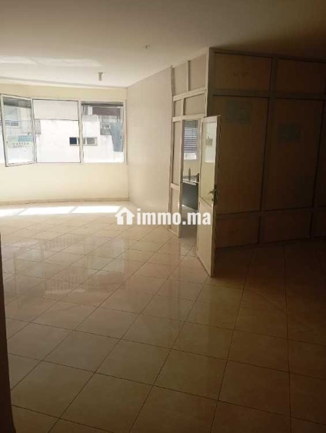 Plateau à côté station tram Hassan2 - Location Immobilier - Casablanca - photo 2