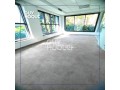 bureaux-amenages-de-130-m2-a-loasis-small-0