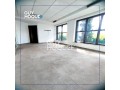 bureaux-amenages-de-130-m2-a-loasis-small-2