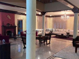 Vente magnifique villa à route el Jadida 2445m2 - Villa à vendre - Casablanca