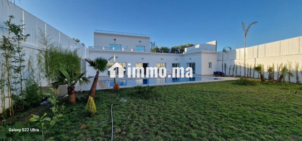 Villas de luxe à louer à Asilah. Surface de 600 m². Porte blindée et résidence sécurisée - Vente Immobilier - Asilah - photo 1