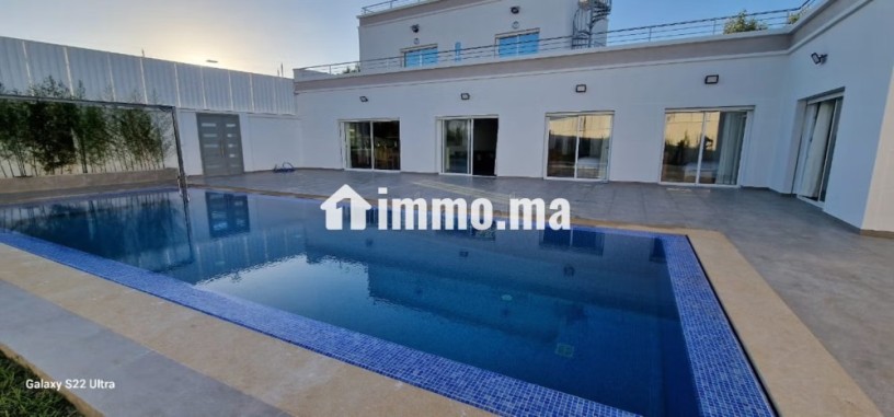 villas-de-luxe-a-louer-a-asilah-surface-de-600-m2-porte-blindee-et-residence-securisee-big-13