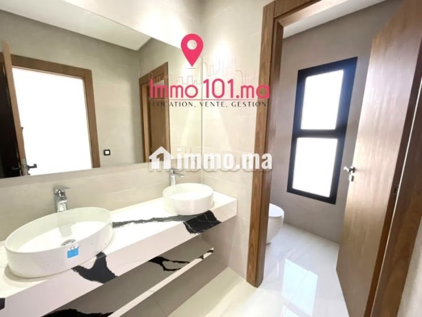 villa-avec-vue-panoramique-a-vendre-a-mabella-big-14