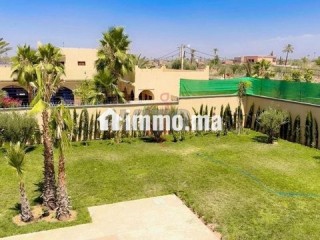 vente-villa-7-pieces-de-1300-m2-a-marrakech