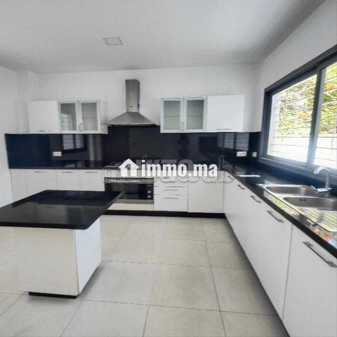 À LOUER VILLA 1150M AANFA SUPÉRIEUR - Location Immobilier - Casablanca - photo 4