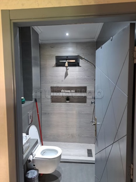 Location saisonnière à De La Plage. 5 pièces. Antenne parabolique, résidence sécurisée - Vente Immobilier - Tanger - photo 7