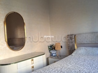 Location saisonnière à De La Plage. 5 pièces. Antenne parabolique, résidence sécurisée - Appartement à vendre - Tanger