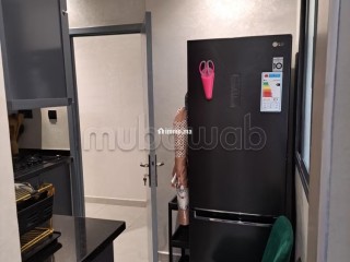 Location saisonnière à De La Plage. 5 pièces. Antenne parabolique, résidence sécurisée - Appartement à vendre - Tanger