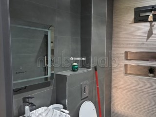 Location saisonnière à De La Plage. 5 pièces. Antenne parabolique, résidence sécurisée - Appartement à vendre - Tanger
