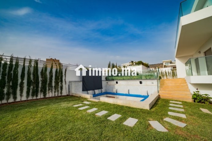 villa-de-luxe-vue-mer-a-taghazout-bay-5-suites-piscine-jardin-big-3