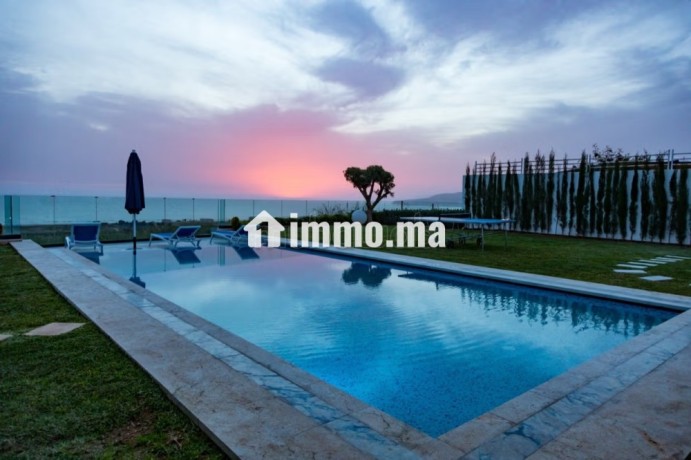 villa-de-luxe-vue-mer-a-taghazout-bay-5-suites-piscine-jardin-big-7