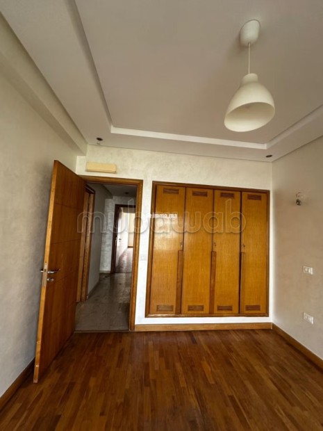 Avec 4 chambres Apprt vide à oasis square - Location Immobilier - Casablanca - photo 3