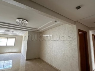 Avec 4 chambres Apprt vide à oasis square - Appartement à louer - Casablanca