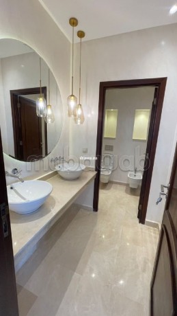 charmante-villa-en-location-longue-dure-a-tanger-big-9