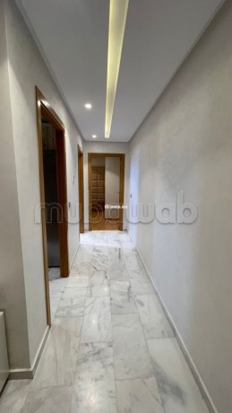 superbe-appartement-en-location-au-coeur-de-tanger-big-3