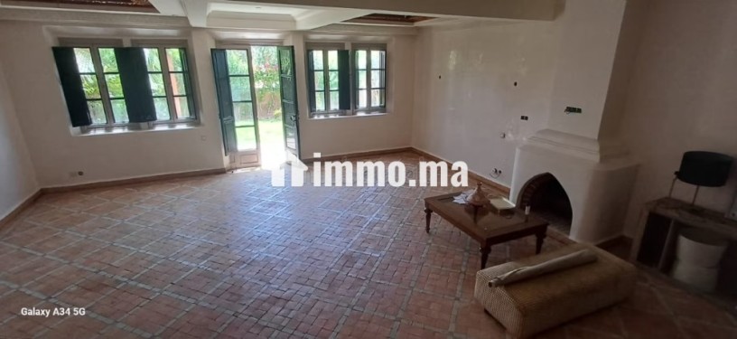 a-vendre-villa-sur-la-route-de-casa-big-13