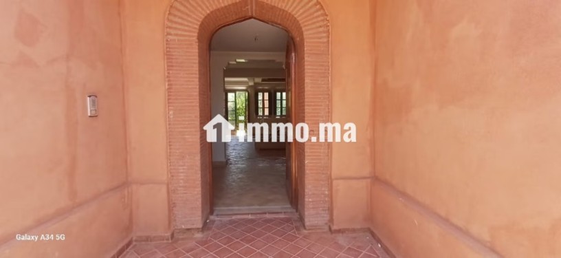 a-vendre-villa-sur-la-route-de-casa-big-14