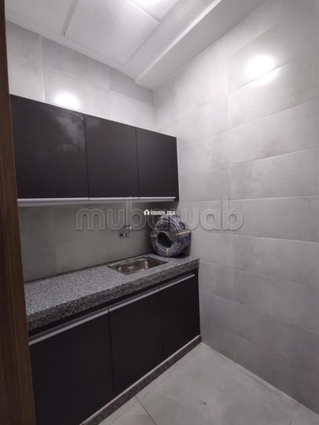 Bureau professionnel 93m2 Moderne et bien situé - Location Immobilier - Casablanca - photo 4