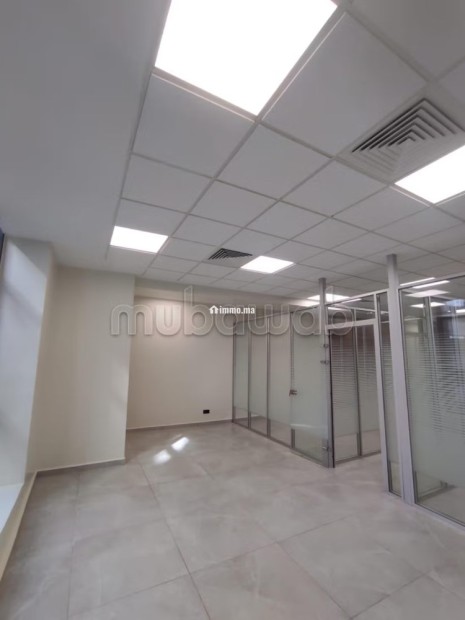 Bureau professionnel 93m2 Moderne et bien situé - Location Immobilier - Casablanca - photo 6