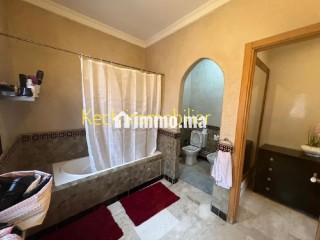 Joli appartement 3 chambres meublé - Appartement à louer - Marrakech
