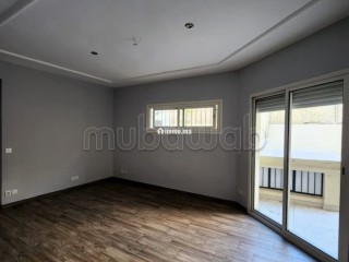 Studio Vide 82m2 à Quartier Gauthier avec Terrasse - Appartement à louer - Casablanca