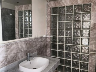 Studio Vide 82m2 à Quartier Gauthier avec Terrasse - Appartement à louer - Casablanca