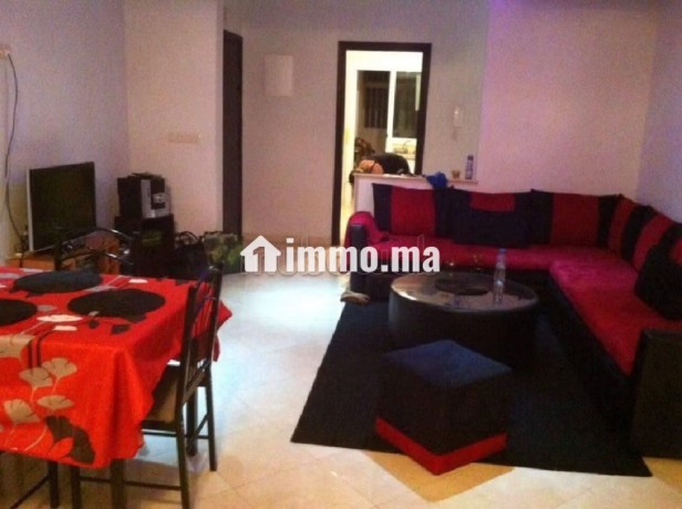 location-saisonniere-a-hamria-5-pieces-confortables-porte-blindee-salon-marocain-big-5