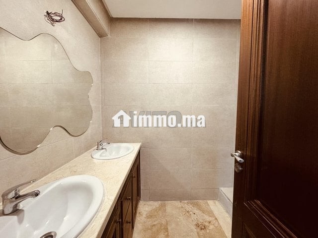 Bureau Prestigieux Avenue Annakhil - Location Immobilier - Rabat - photo 5