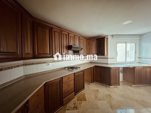 Bureau Prestigieux Avenue Annakhil - Location Immobilier - Rabat - photo 6