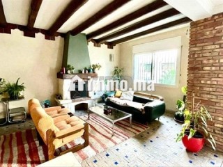 appartement-vide-a-louer-160-m2-style-riad
