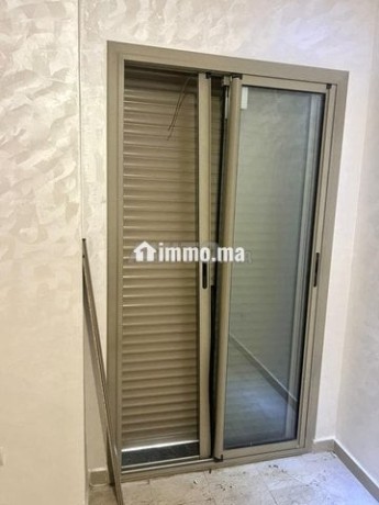 appartement-vide-a-louer-quartier-des-hopitaux-big-3