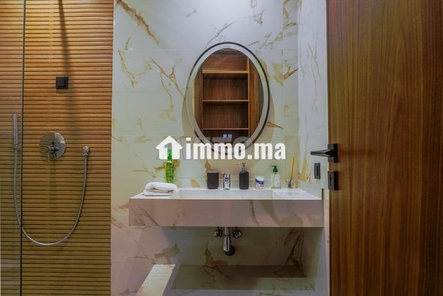 villa-ultra-moderne-5-chambres-big-17