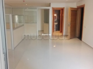 a-vendre-plateau-bureau-neuf-a-abdelmoumen