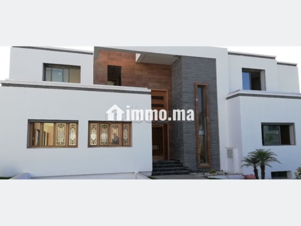 villa-grand-charme-avenue-med-vi-el-menzah-big-1