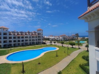residence-avec-piscines-et-acces-direct-plage