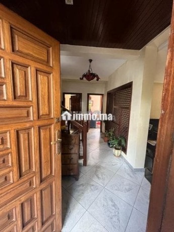 vente-villa-bien-placee-hay-riad-big-9