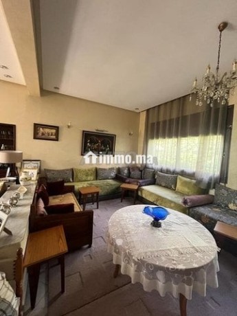 vente-villa-bien-placee-hay-riad-big-10